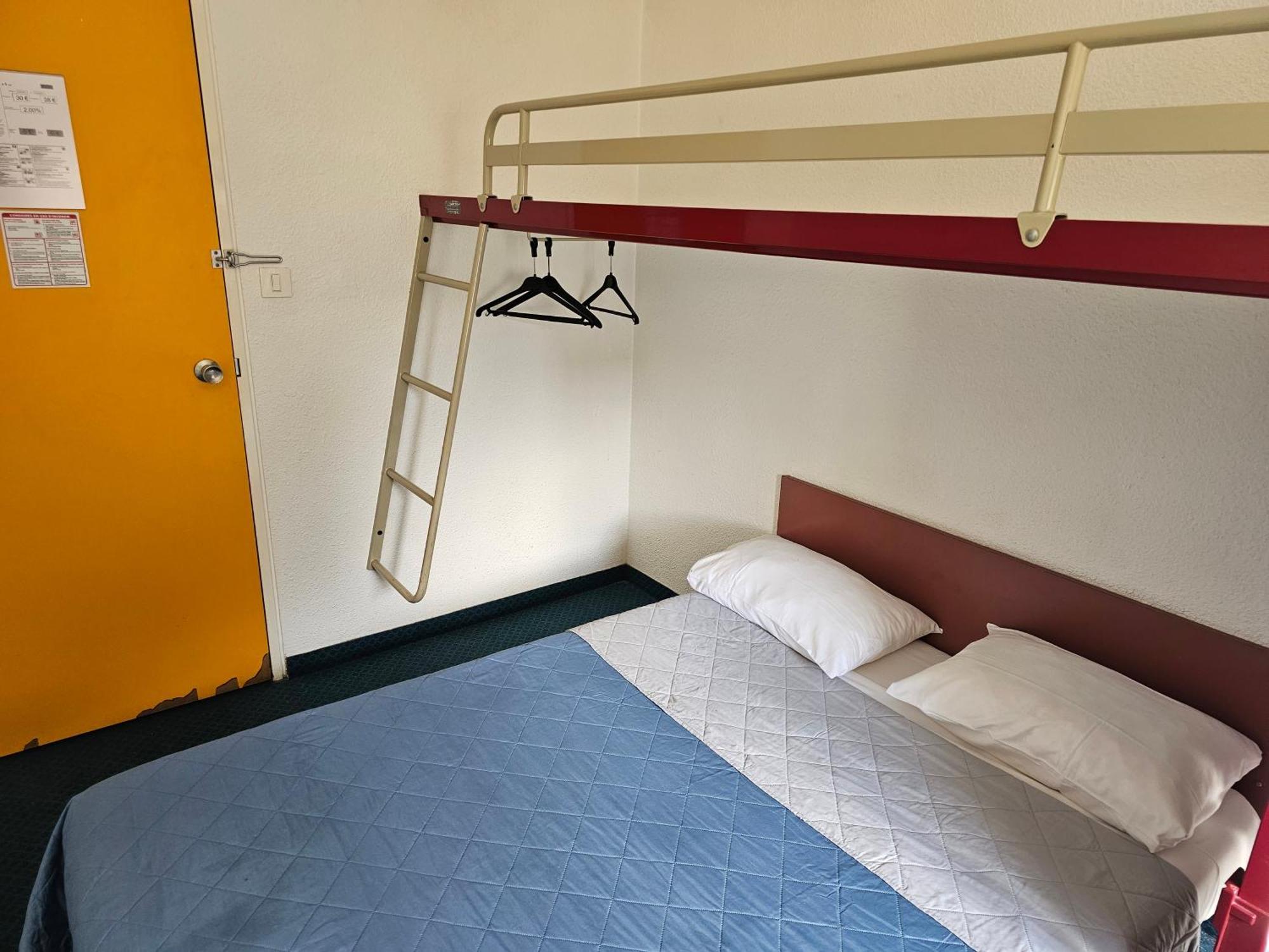 Formul'Eco Otel Louvroil Dış mekan fotoğraf