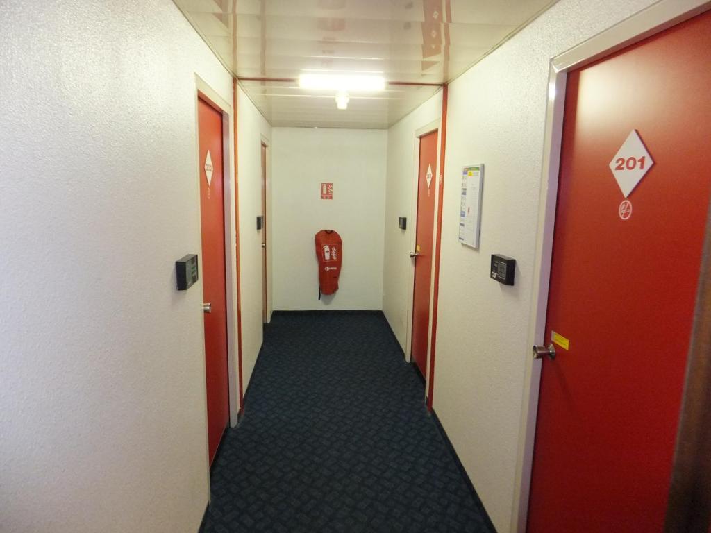Formul'Eco Otel Louvroil Dış mekan fotoğraf